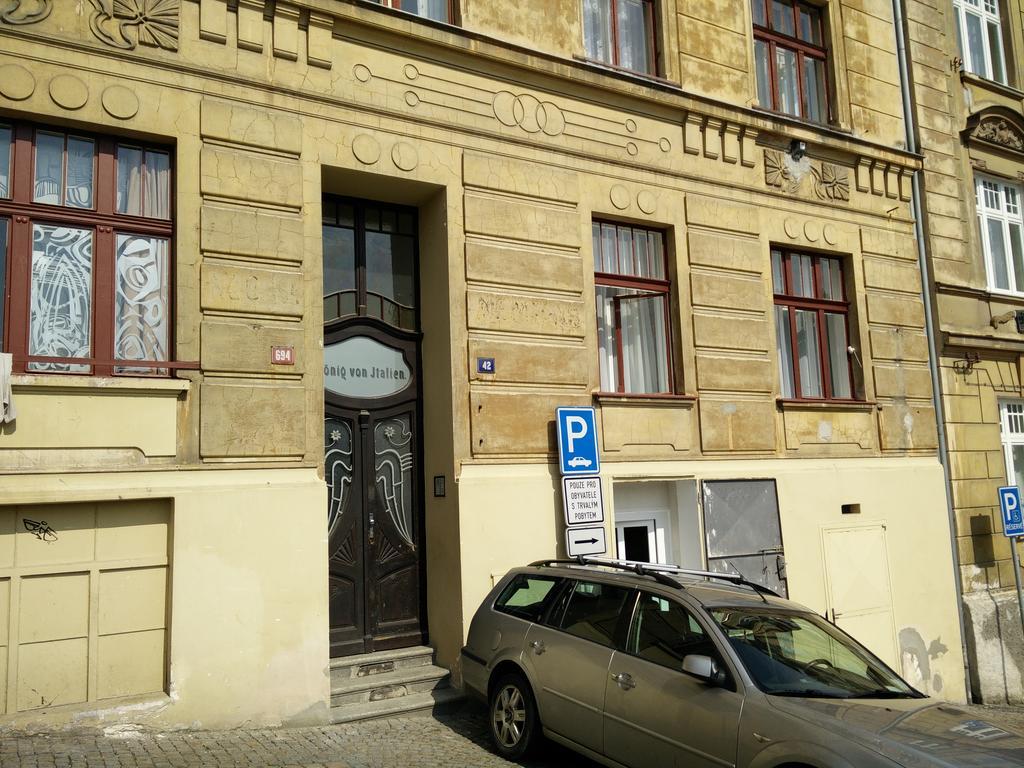 Apartments Iris Karlovy Vary Exterior photo